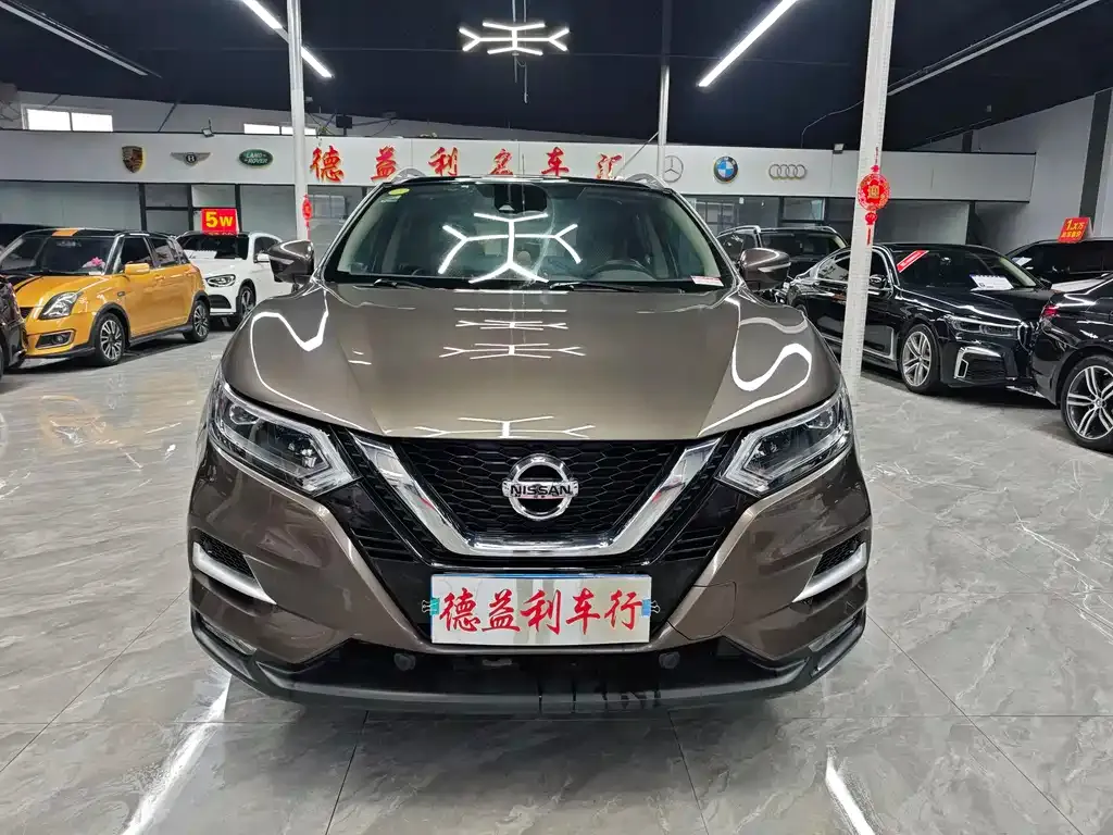 Nissan Qashqai 2021 из CN, фото 2