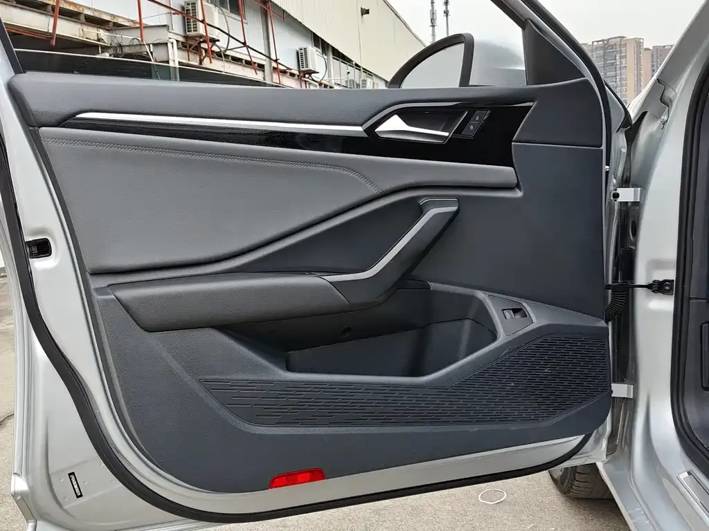 Volkswagen Sagitar 2021 из CN, фото 8