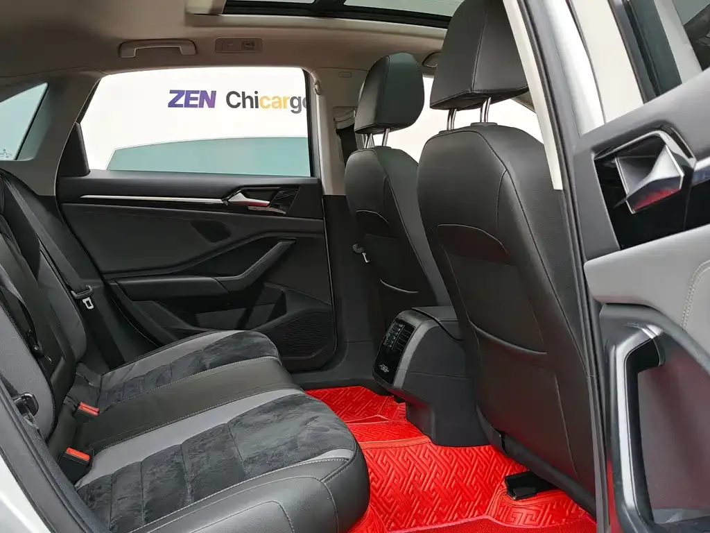 Volkswagen Sagitar 2021 из CN, фото 2