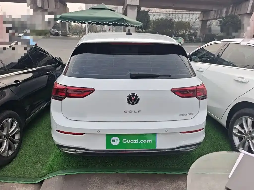 Volkswagen Golf 2023 из CN, фото 7