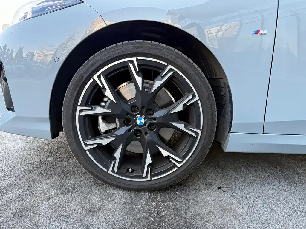 BMW 2 Series 2025 из CN, фото 9