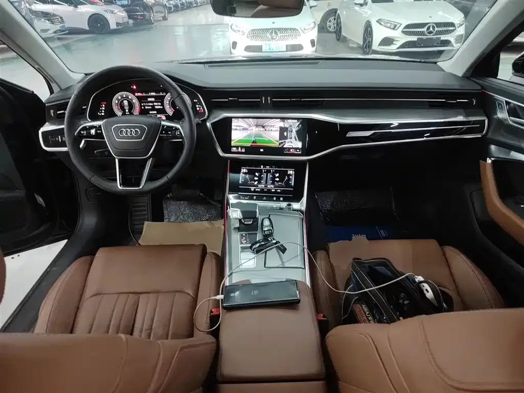Audi A6L 2023 из CN, фото 4