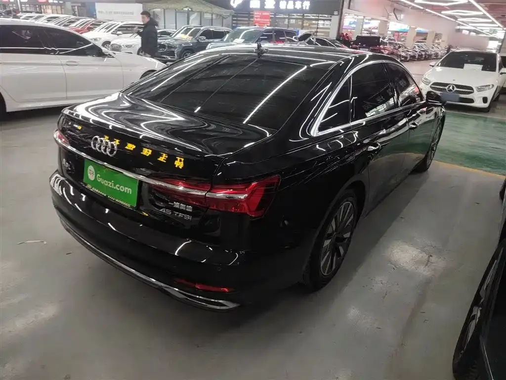 Audi A6L 2023 из CN, фото 7