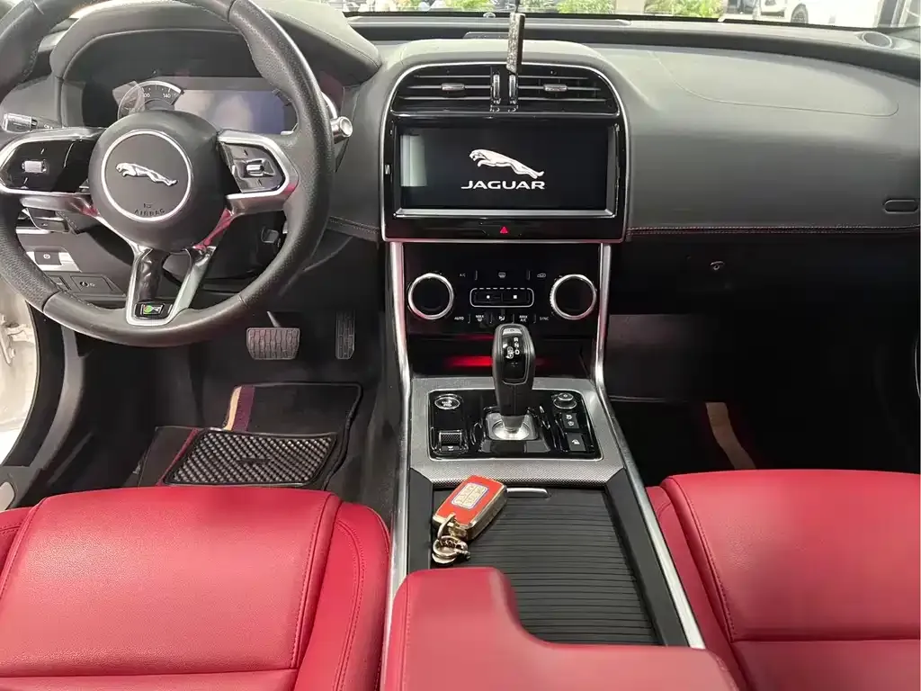 Jaguar XEL 2021 из CN, фото 6