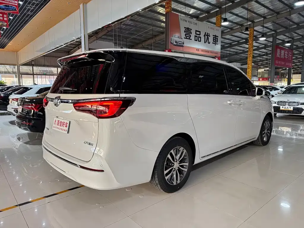Buick GL8 2022 из CN, фото 6