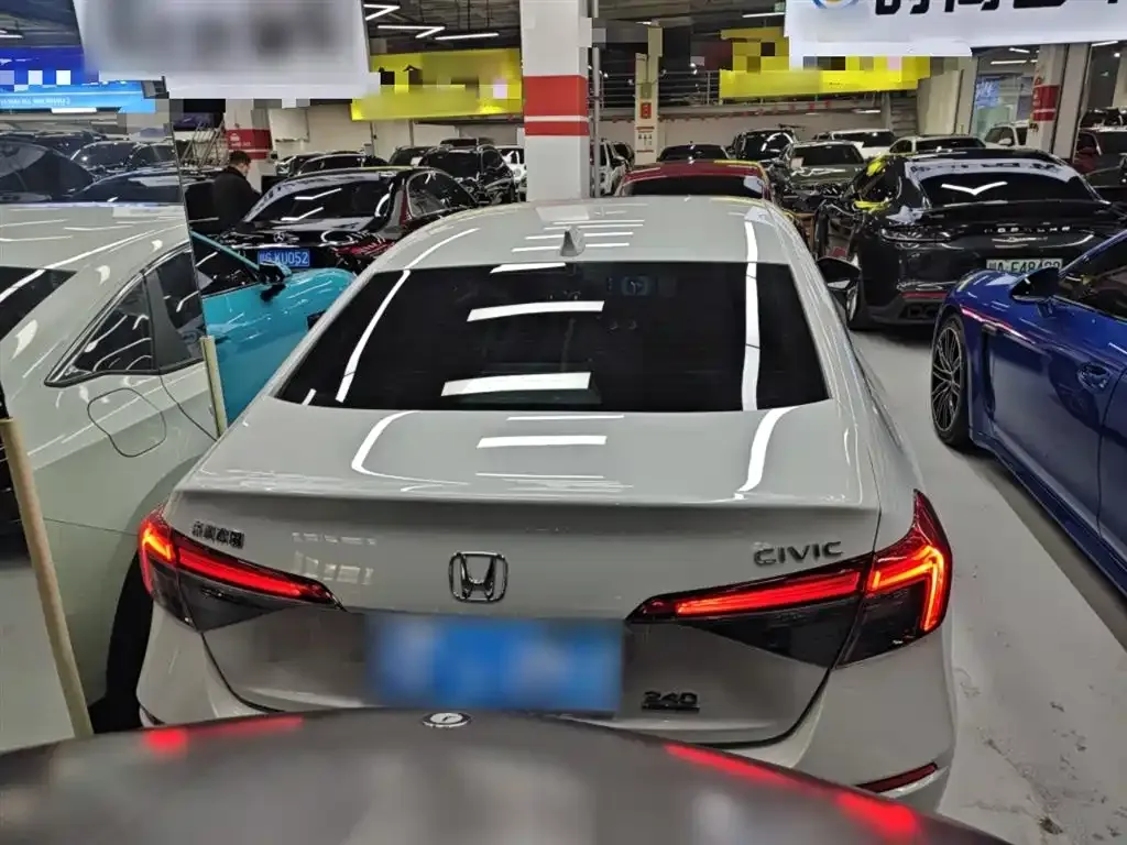 Honda Civic 2024 из CN, фото 5