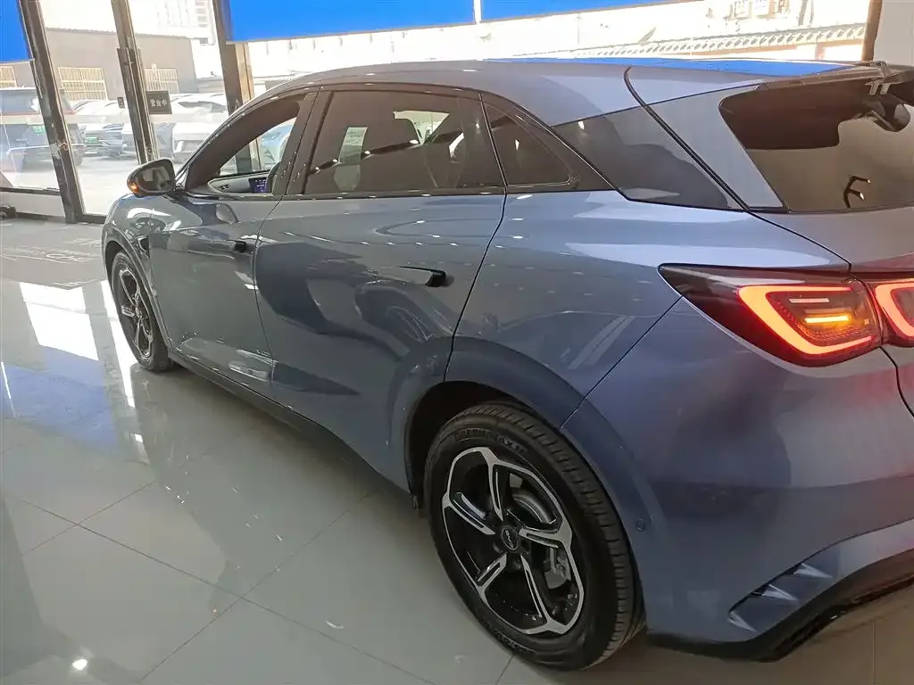 BYD Seal 06GT — фото 8