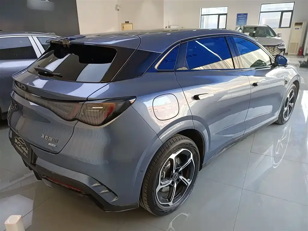 BYD Seal 06GT — фото 10