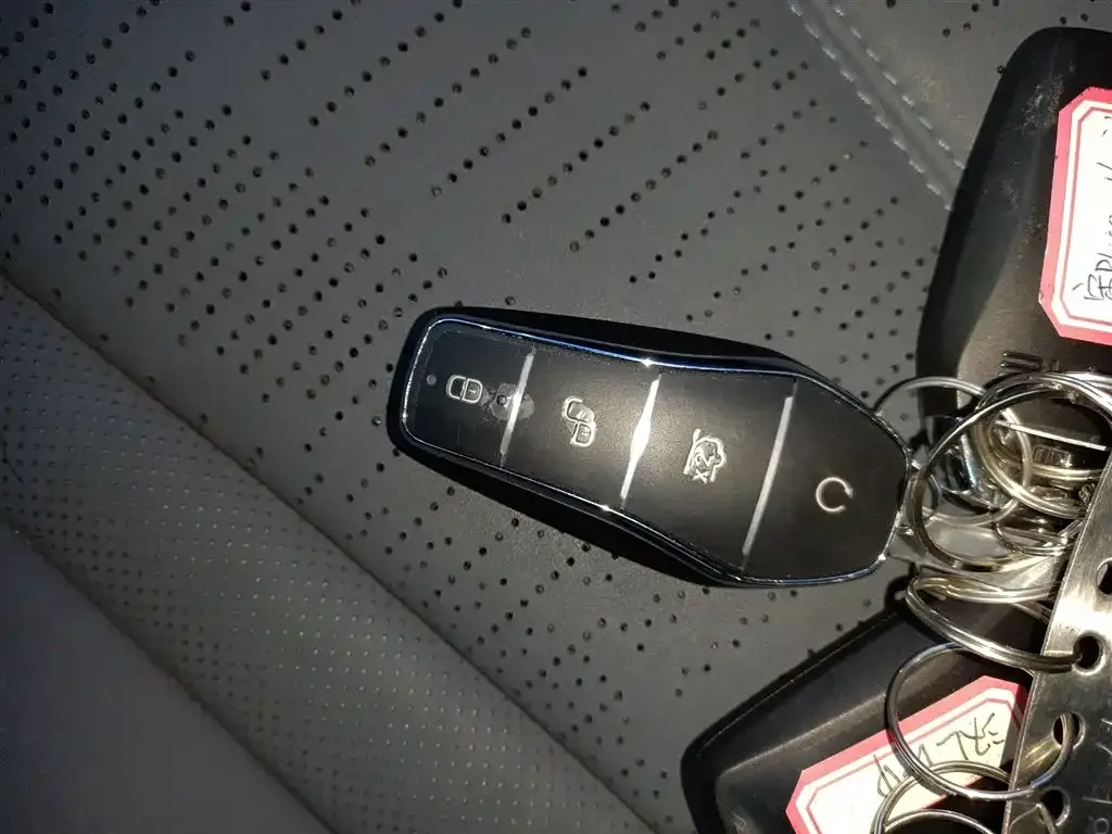 BYD Seal 06GT — фото 9