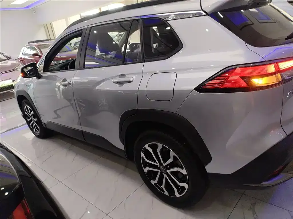 Toyota Frontlander 2023 из CN, фото 7