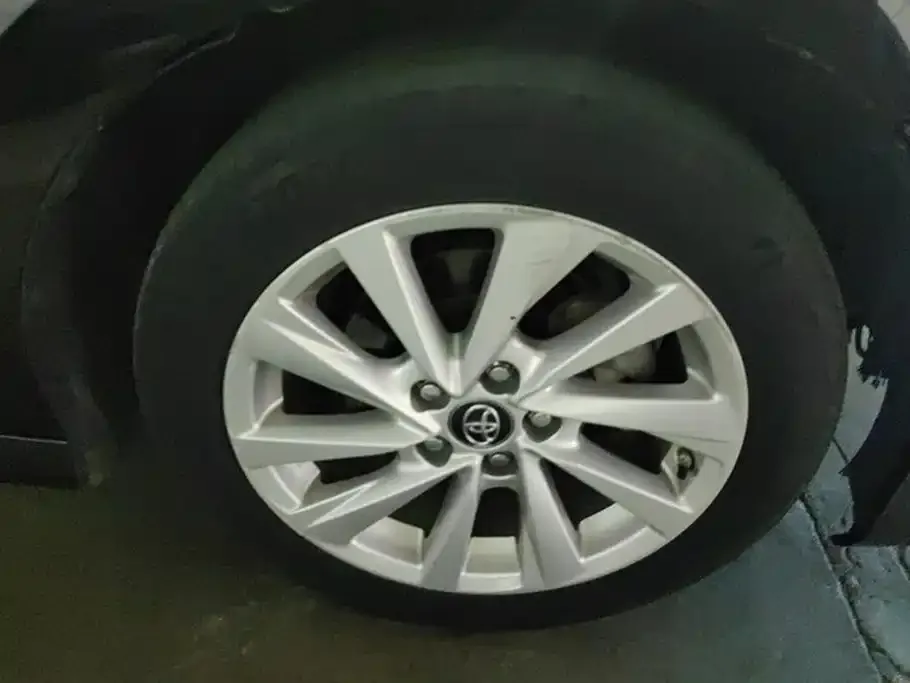 Toyota Camry 2021 из CN, фото 6