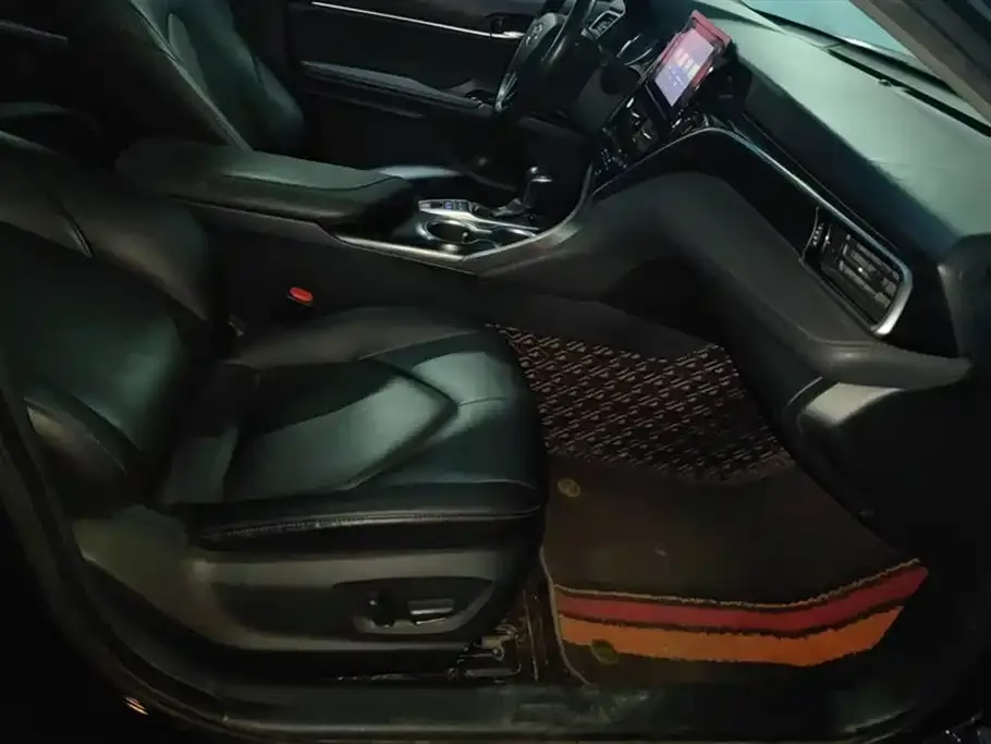 Toyota Camry 2021 из CN, фото 4
