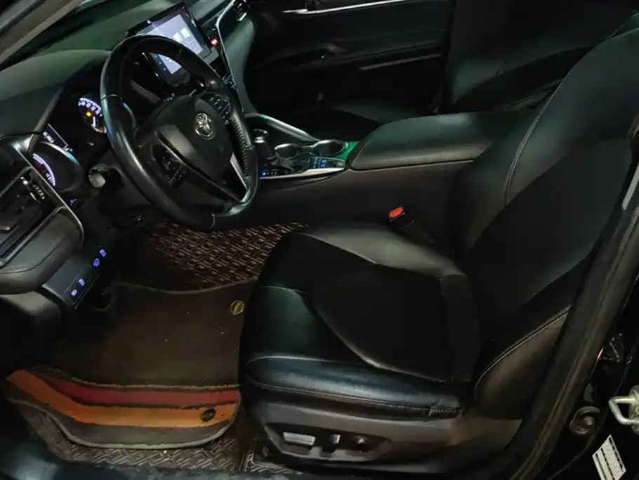 Toyota Camry 2021 из CN, фото 8
