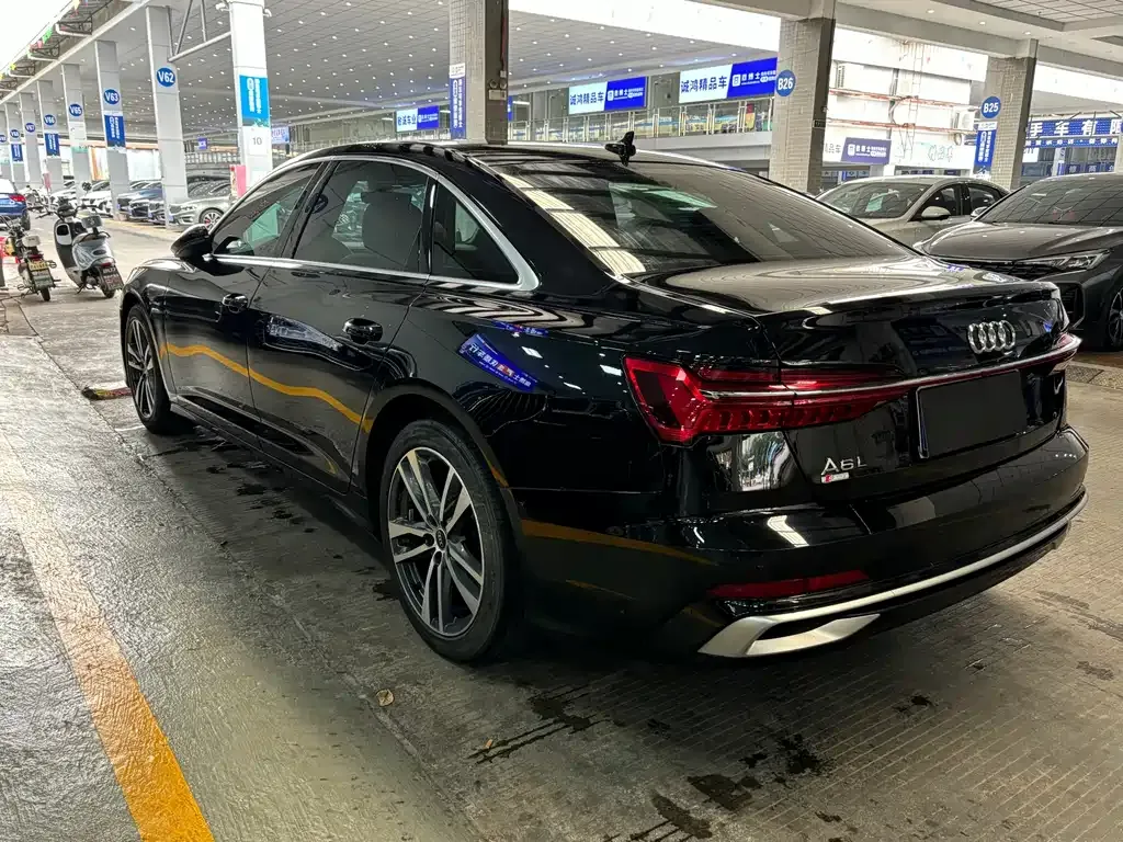 Audi A6L 2024 из CN, фото 8