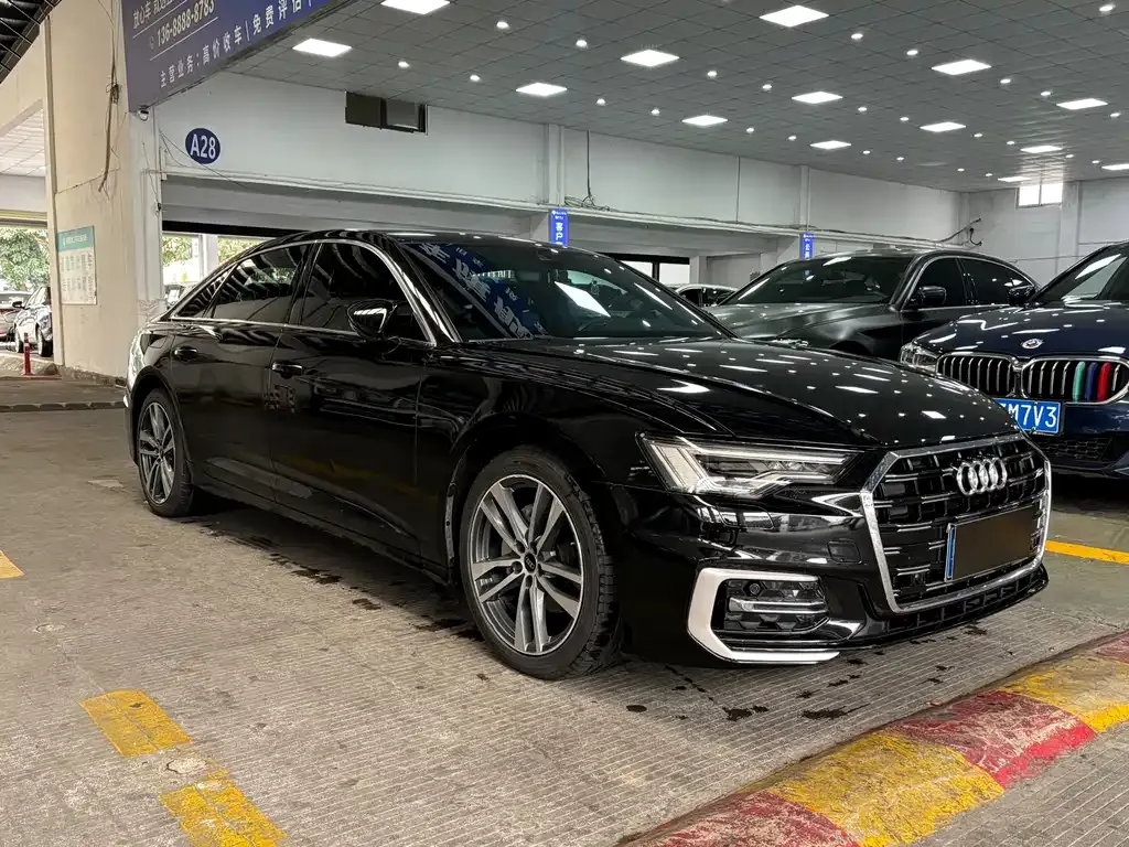 Audi A6L 2024 из CN, фото 5