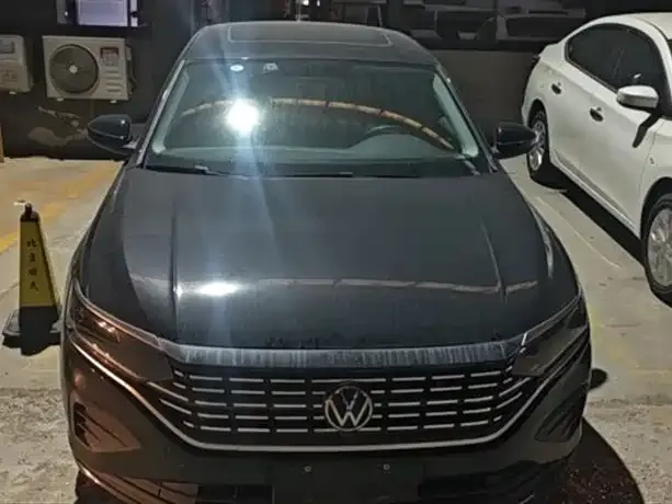 Volkswagen Passat 2023 из CN, фото 1
