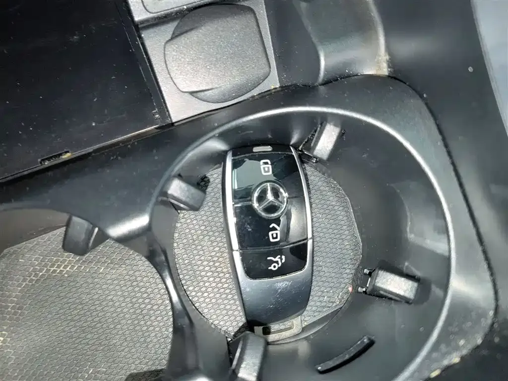 Mercedes-Benz E-Class New Energy 2023 из CN, фото 5