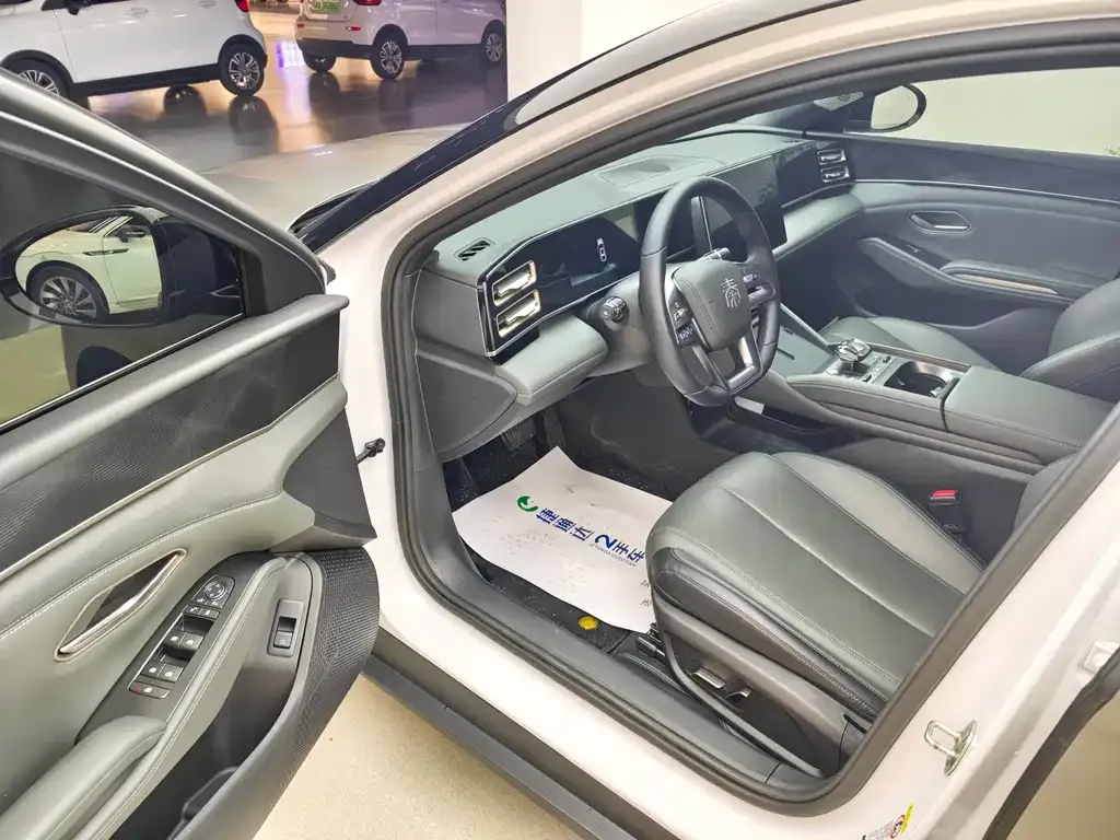 BYD Qin L 2025 из CN, фото 7