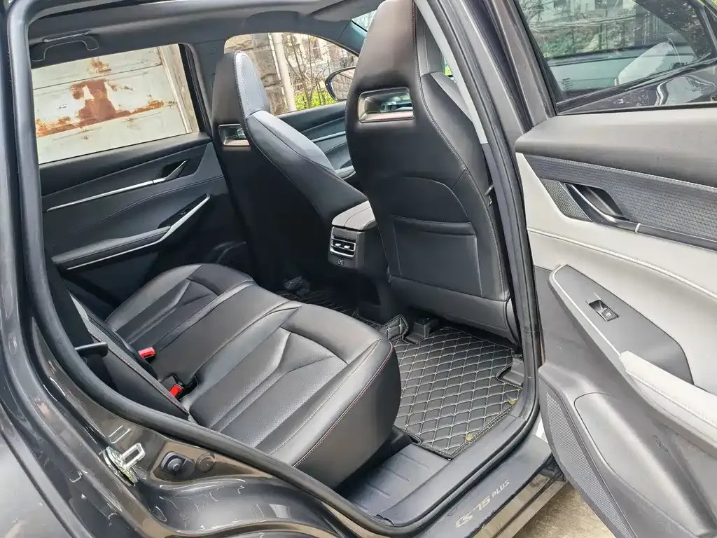 Changan CS75PLUS 2024 из CN, фото 3