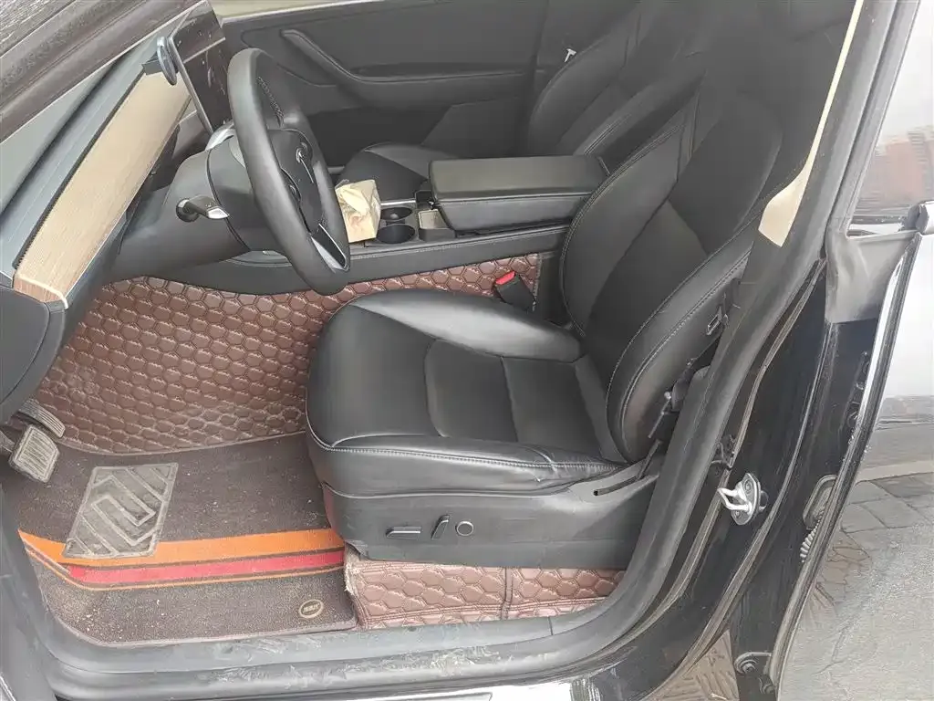 Tesla Model Y 2023 из CN, фото 9