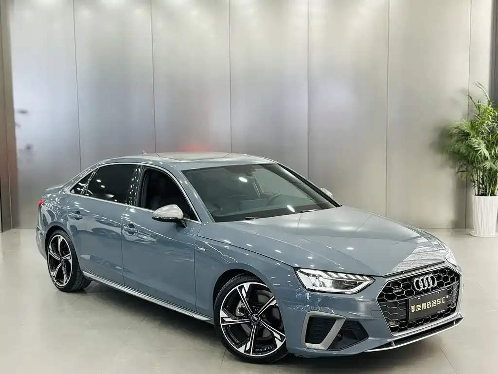 Audi A4L 2022 из CN, фото 5