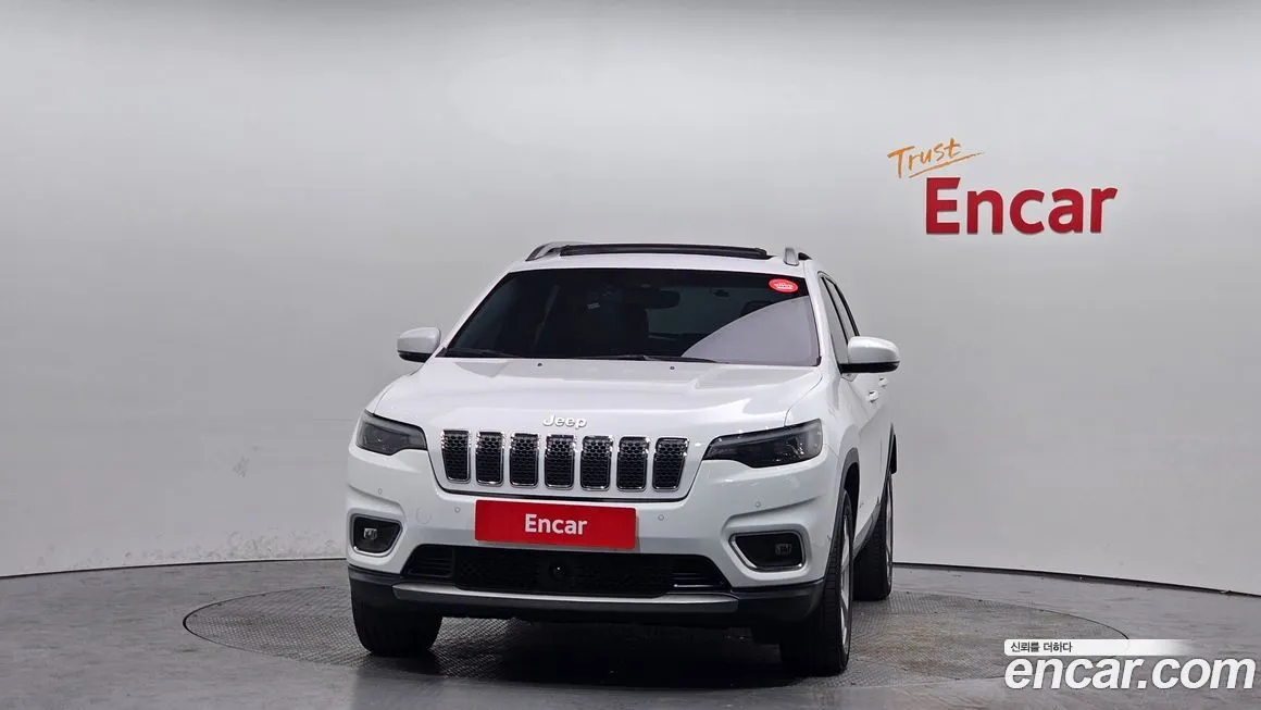 Jeep Cherokee — фото 6