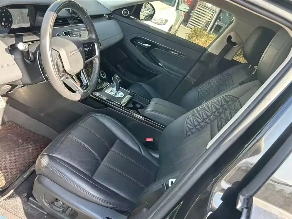 Land Rover Evoque 2023 из CN, фото 7