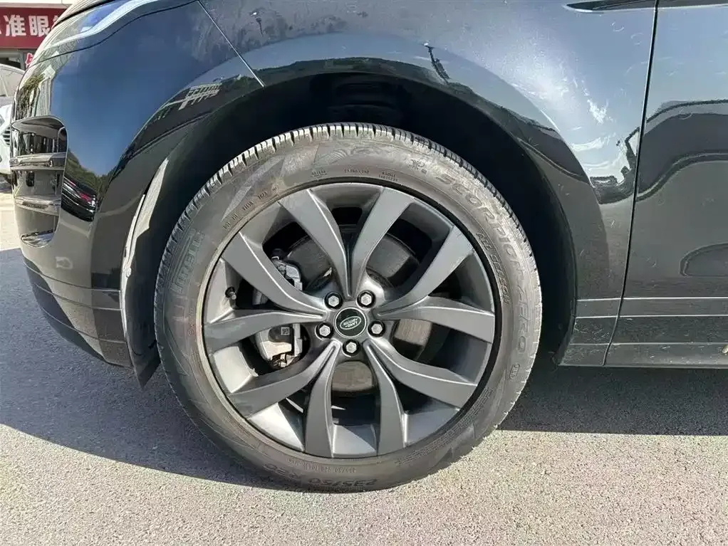 Land Rover Evoque 2023 из CN, фото 9