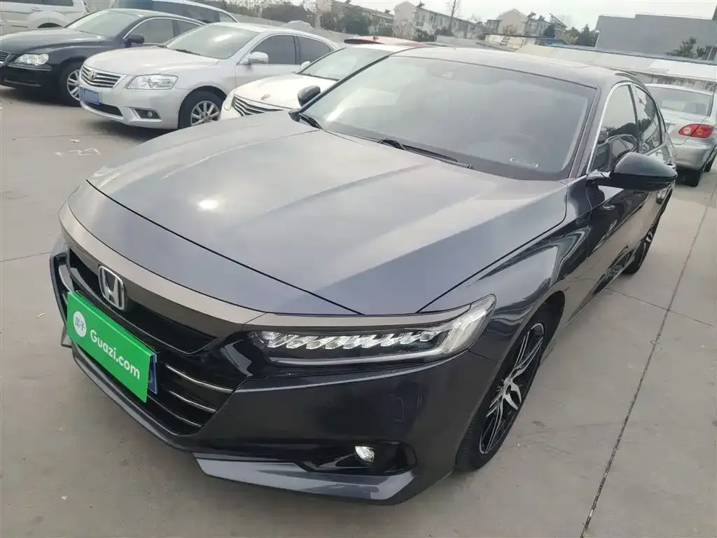 Honda Accord — фото 7