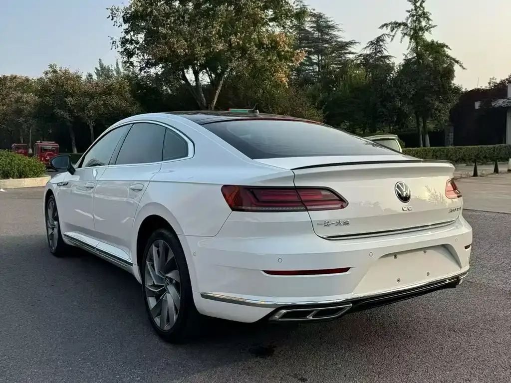 Volkswagen CC — фото 7