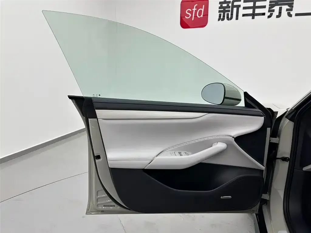 Xiaomi SU7 2025 из CN, фото 9