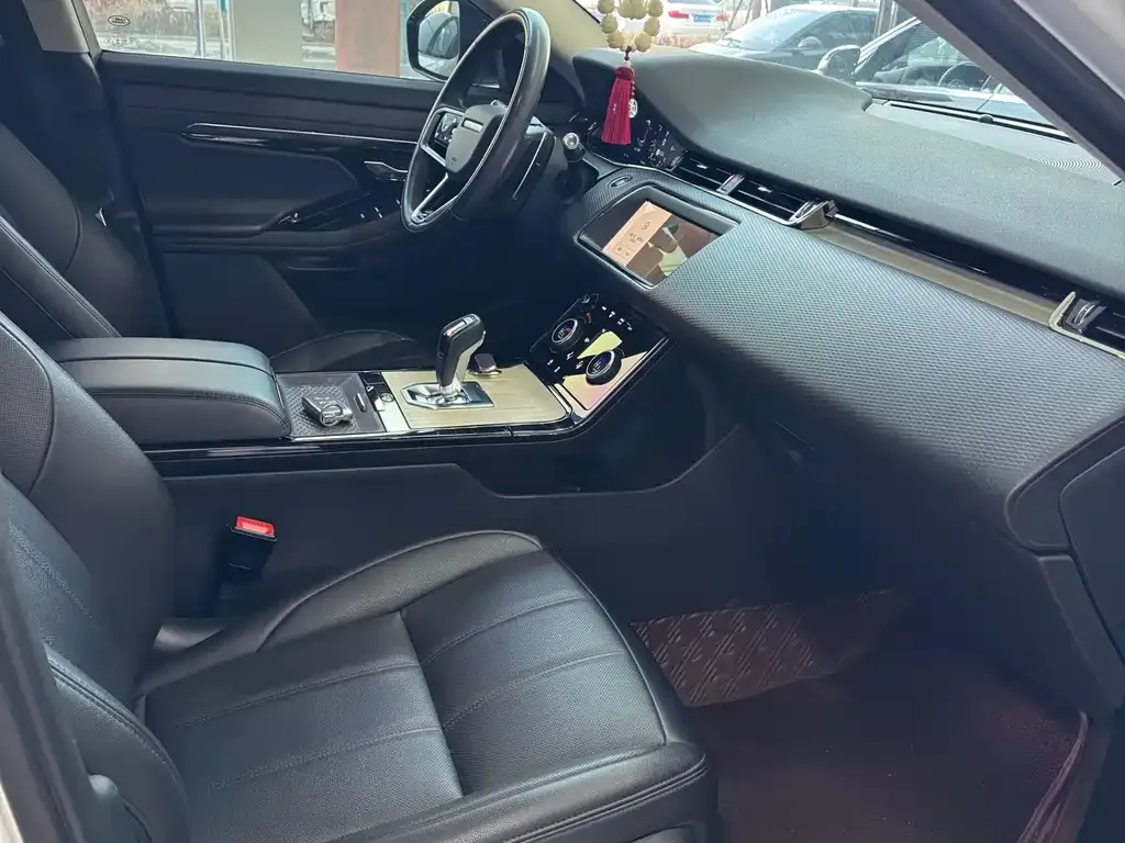 Land Rover Evoque 2021 из CN, фото 2