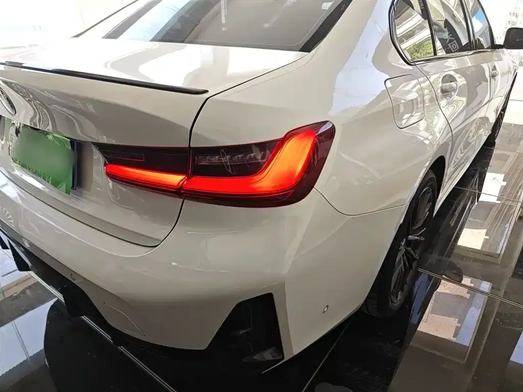 BMW 3 Series 2023 из CN, фото 5