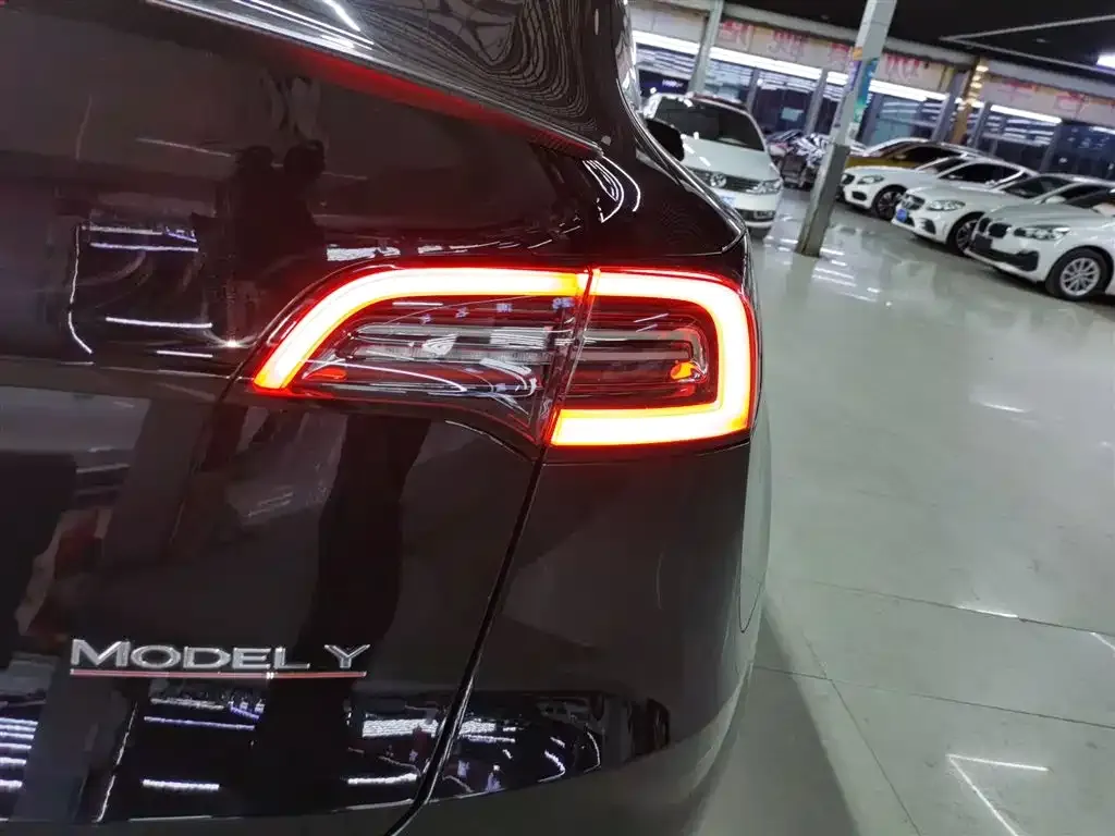 Tesla Model Y 2022 из CN, фото 7