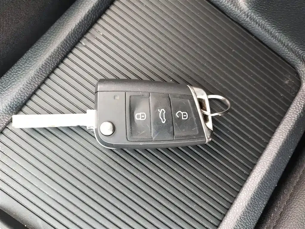 Volkswagen Sagitar 2022 из CN, фото 6