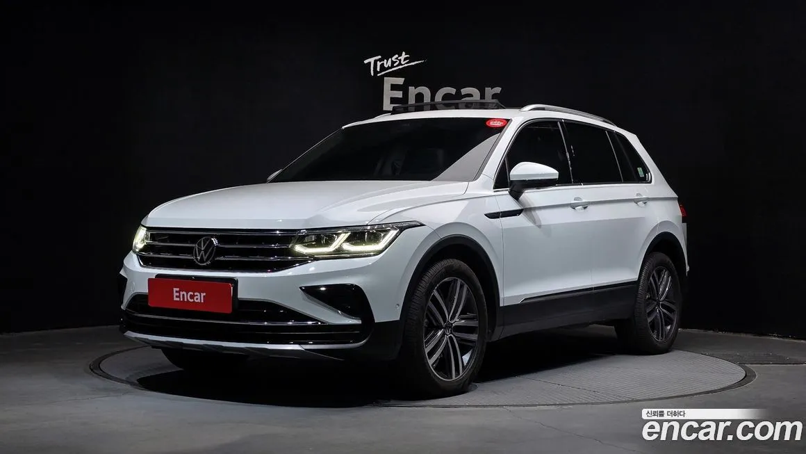 Volkswagen Tiguan — фото 1