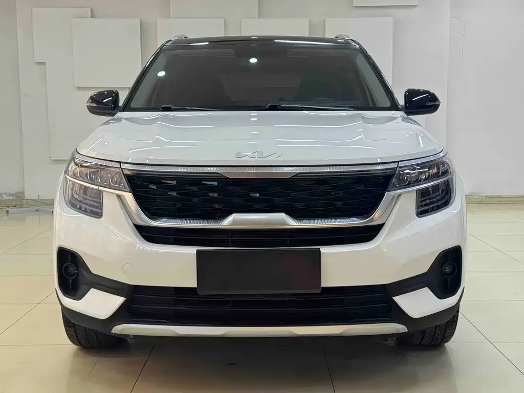 Kia KX3 2022 из CN, фото 2