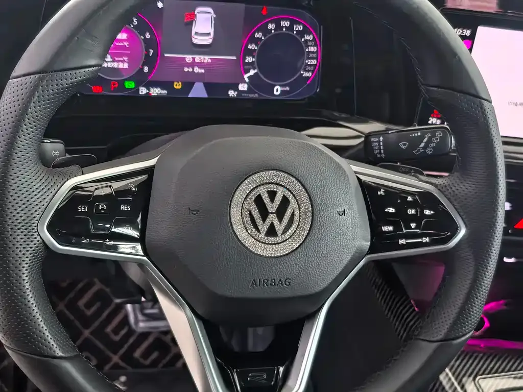 Volkswagen Golf 2021 из CN, фото 4
