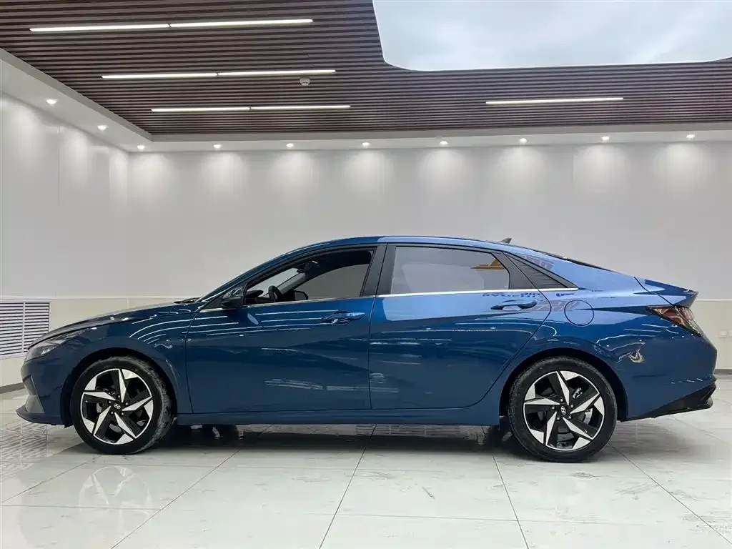 Hyundai Elantra 2022 из CN, фото 9