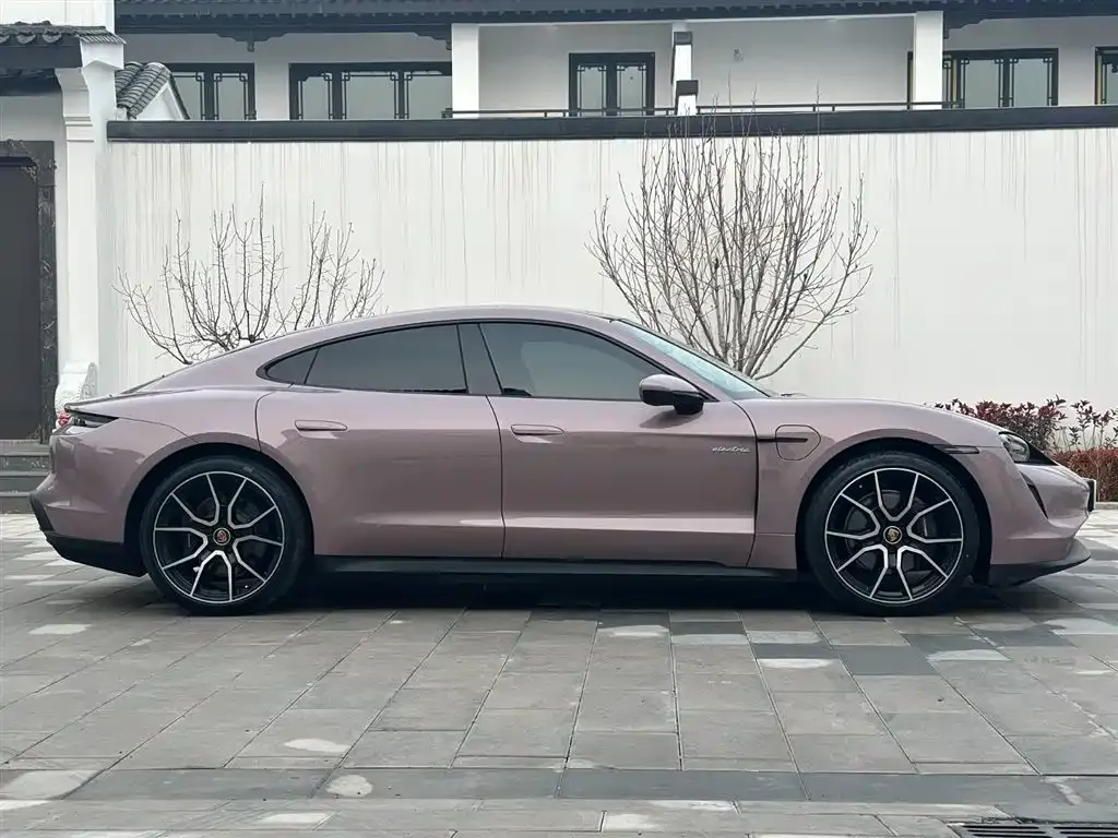Porsche Taycan 2023 из CN, фото 9