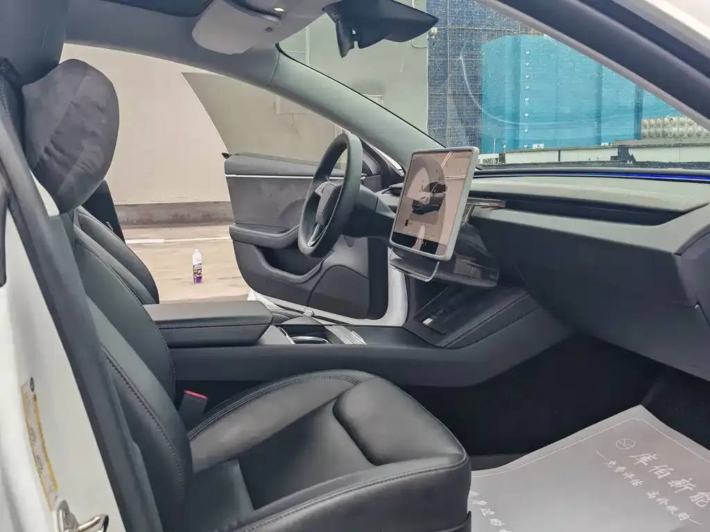 Tesla Model 3 2024 из CN, фото 2