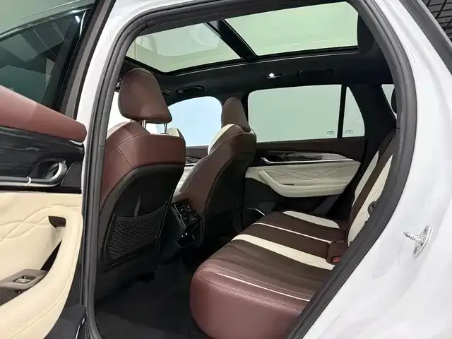 Geely Xingyue L 2022 из CN, фото 7