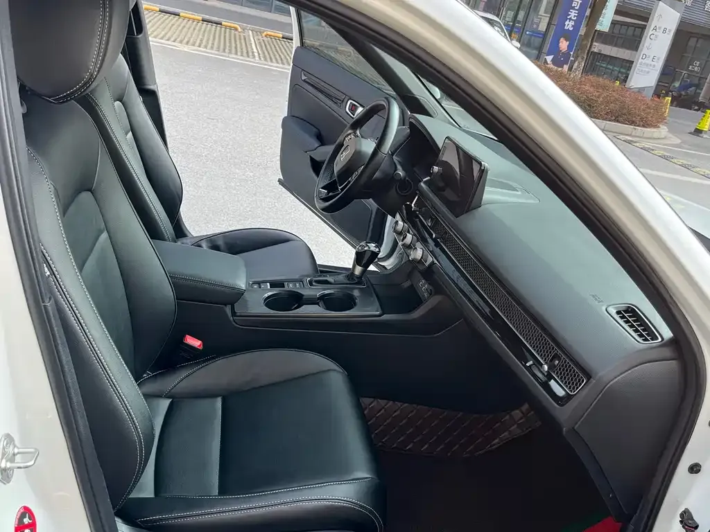 Honda Civic 2023 из CN, фото 2