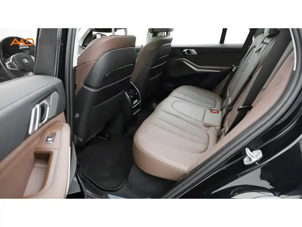 BMW X5 (Import) — фото 9