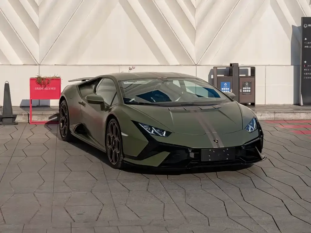 Lamborghini Huracan 2025 из CN, фото 2