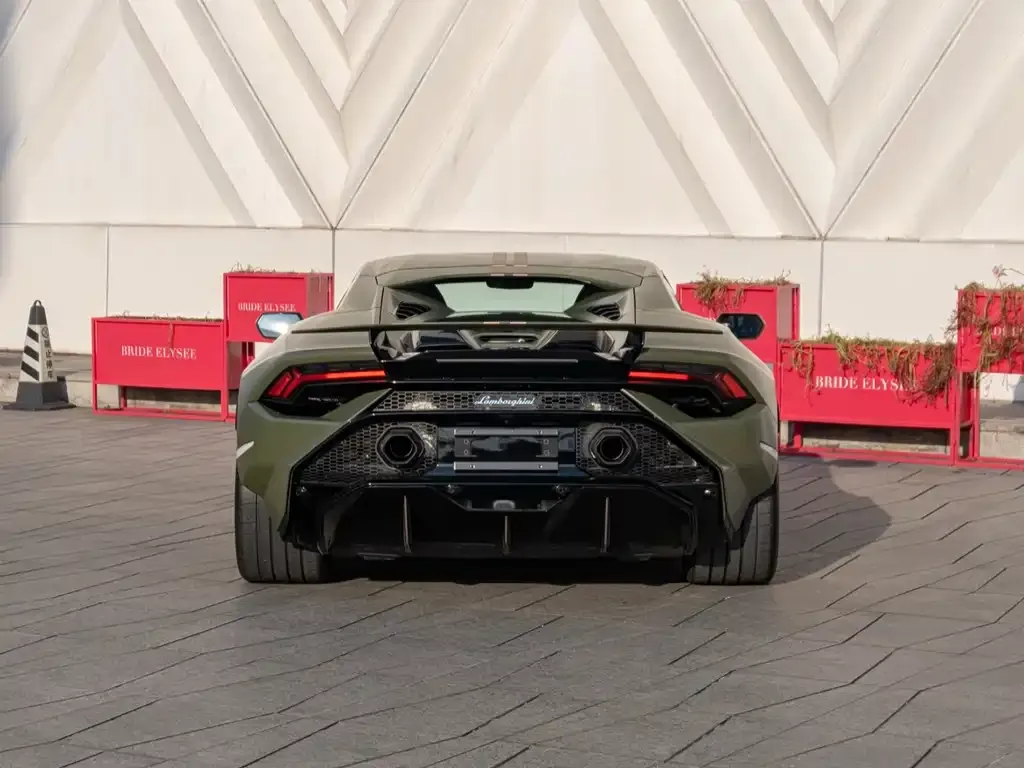 Lamborghini Huracan 2025 из CN, фото 6
