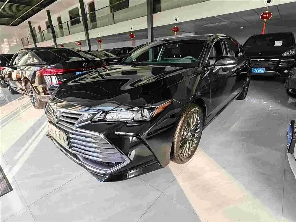 Toyota Avalon 2021 из CN, фото 2