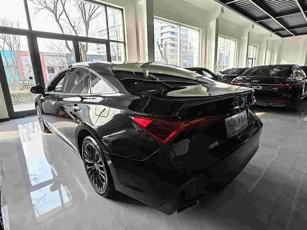 Toyota Avalon 2021 из CN, фото 4