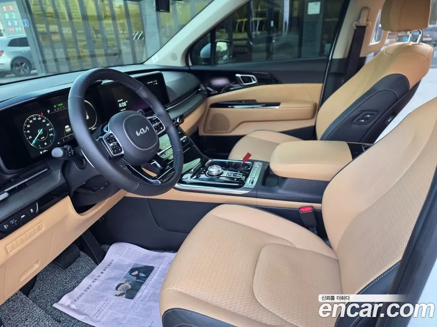Kia Carnival — фото 1