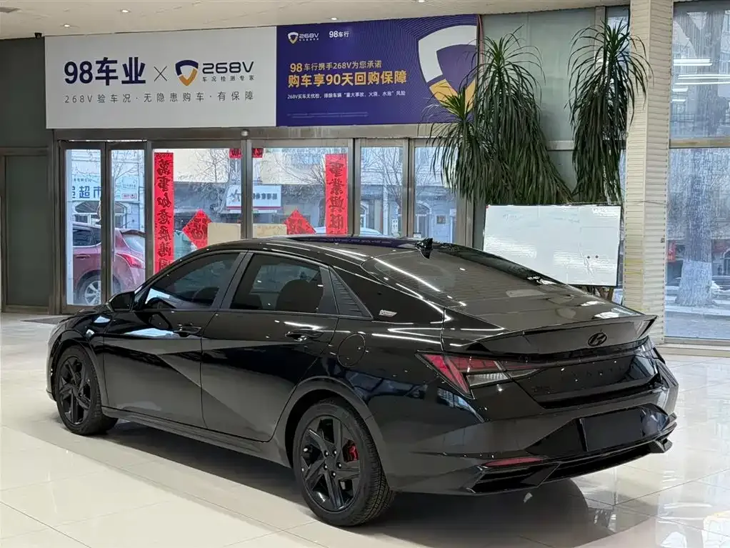Hyundai Elantra 2023 из CN, фото 8